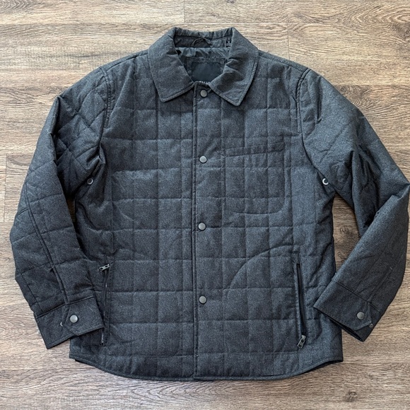 Tahari Other - Tahari Men's Charcoal Quilted Jacket
